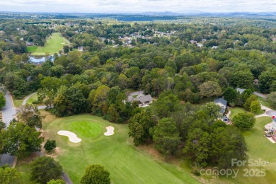Beautiful Golf Course Ranch in Catawba Springs - 3BR/2.5BA with on Catawba Springs Golf Course At Lake Hickory  in North Carolina - for sale on GolfHomes.com, golf home, golf lot