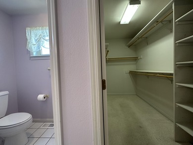 Upper unit on 9th hole at Shield Crest Golf Course overlooking on Shield Crest Golf Course in Oregon - for sale on GolfHomes.com, golf home, golf lot