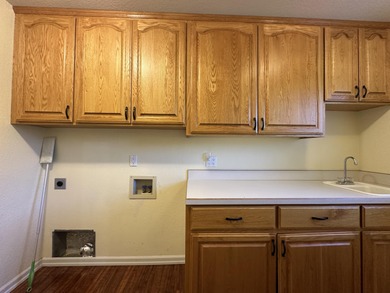 Upper unit on 9th hole at Shield Crest Golf Course overlooking on Shield Crest Golf Course in Oregon - for sale on GolfHomes.com, golf home, golf lot