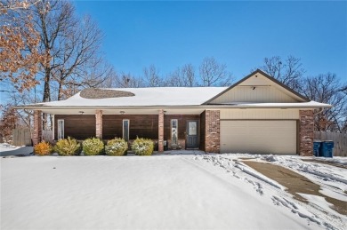 Updated 3 bedroom modern farmhouse. Sitting on a level ,fenced on Branchwood Golf Course in Arkansas - for sale on GolfHomes.com, golf home, golf lot