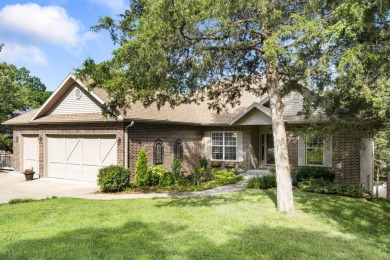 You will enjoy 1401 Stoneycreek Circle at the Easy Life in on Ledgestone Country Club and Golf Course in Missouri - for sale on GolfHomes.com, golf home, golf lot
