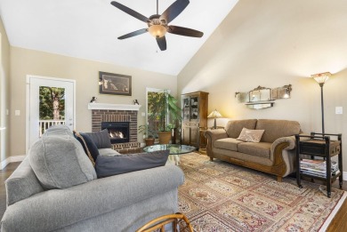 You will enjoy 1401 Stoneycreek Circle at the Easy Life in on Ledgestone Country Club and Golf Course in Missouri - for sale on GolfHomes.com, golf home, golf lot