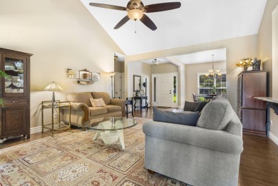 You will enjoy 1401 Stoneycreek Circle at the Easy Life in on Ledgestone Country Club and Golf Course in Missouri - for sale on GolfHomes.com, golf home, golf lot