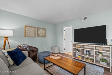 This beautifully updated and furnished 1-bedroom condo is on Pinehurst Resort and Country Club in North Carolina - for sale on GolfHomes.com, golf home, golf lot