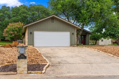 Spacious, freestanding garden home on 18th Fairway in Riverhill on Riverhill Country Club in Texas - for sale on GolfHomes.com, golf home, golf lot