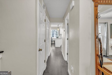 Great price on this 4 bedroom/2.5 home located in Peachtree on Braelinn Golf Club in Georgia - for sale on GolfHomes.com, golf home, golf lot