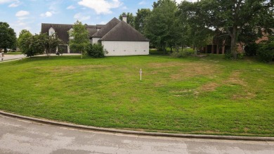 Rare opportunity in sought-after Fremont Hills Golf Course on Fremont Hills Country Club in Missouri - for sale on GolfHomes.com, golf home, golf lot