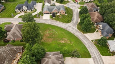 Rare opportunity in sought-after Fremont Hills Golf Course on Fremont Hills Country Club in Missouri - for sale on GolfHomes.com, golf home, golf lot