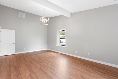 MLS# 289933 Great condo located in the desirable Meadow Springs on Meadow Springs Country Club in Washington - for sale on GolfHomes.com, golf home, golf lot