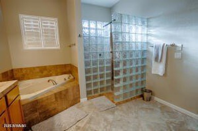 Located just off the 4th green of the Snowflake golf course on Snowflake Municipal Golf Course in Arizona - for sale on GolfHomes.com, golf home, golf lot