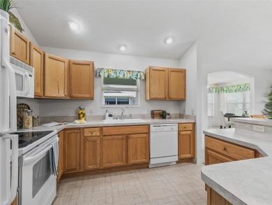 Under contract-accepting backup offers. AFFORDABLE BANYAN MODEL on The Links of Spruce Creek in Florida - for sale on GolfHomes.com, golf home, golf lot