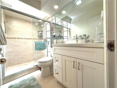 Rarely available, 3 bed/2 bath corner villa on a beautiful on Jacaranda Golf Club in Florida - for sale on GolfHomes.com, golf home, golf lot