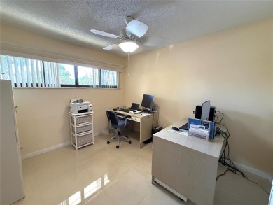 Rarely available, 3 bed/2 bath corner villa on a beautiful on Jacaranda Golf Club in Florida - for sale on GolfHomes.com, golf home, golf lot