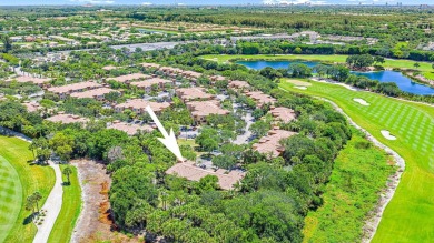 Immaculate and cozy 3 bedroom & 3 Full Bathroom, 1423 sqft on Emerald Dunes Golf Club in Florida - for sale on GolfHomes.com, golf home, golf lot
