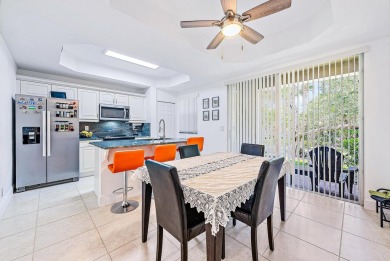 Immaculate and cozy 3 bedroom & 3 Full Bathroom, 1423 sqft on Emerald Dunes Golf Club in Florida - for sale on GolfHomes.com, golf home, golf lot