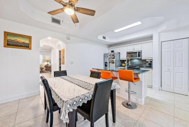 Immaculate and cozy 3 bedroom & 3 Full Bathroom, 1423 sqft on Emerald Dunes Golf Club in Florida - for sale on GolfHomes.com, golf home, golf lot
