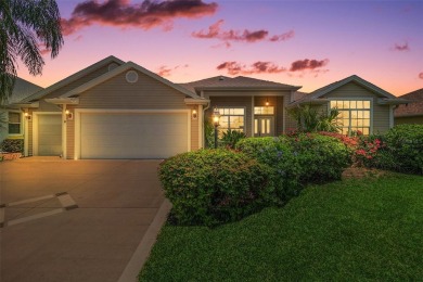 One or more photo(s) has been virtually staged. FANTASTIC 3/2 on The Links of Spruce Creek in Florida - for sale on GolfHomes.com, golf home, golf lot