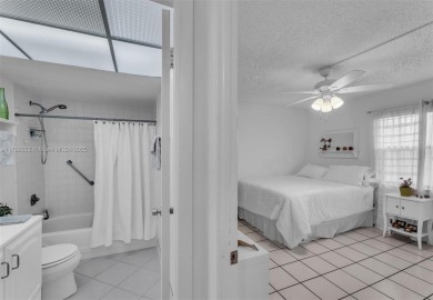 Welcome to your ideal 55+ retreat with spaciou  1200 sq ft. This on Sunrise Lakes Phase IV Golf Course in Florida - for sale on GolfHomes.com, golf home, golf lot
