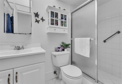 Welcome to your ideal 55+ retreat with spaciou  1200 sq ft. This on Sunrise Lakes Phase IV Golf Course in Florida - for sale on GolfHomes.com, golf home, golf lot