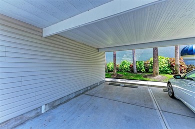 Calling all avid golfers! Welcome to enjoyable Florida living at on Stoneybrook Golf and Country Club of Sarasota in Florida - for sale on GolfHomes.com, golf home, golf lot