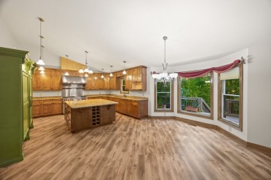 AN AMAZING OPPORTUNITY AWAITS! This stunning 4-BR, 3.5-BA home on Mountain Ridge Golf Club in Tennessee - for sale on GolfHomes.com, golf home, golf lot