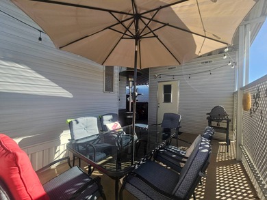 This meticulously maintained 2-bedroom, 2-bathroom home with a on Viewpoint Golf Resort in Arizona - for sale on GolfHomes.com, golf home, golf lot