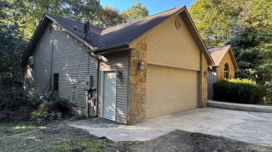 AN AMAZING OPPORTUNITY AWAITS! This stunning 4-BR, 3.5-BA home on Mountain Ridge Golf Club in Tennessee - for sale on GolfHomes.com, golf home, golf lot