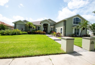 Welcome to this spacious and beautifully maintained 4-bedroom, 3 on Apollo Beach Golf and Sea Club in Florida - for sale on GolfHomes.com, golf home, golf lot