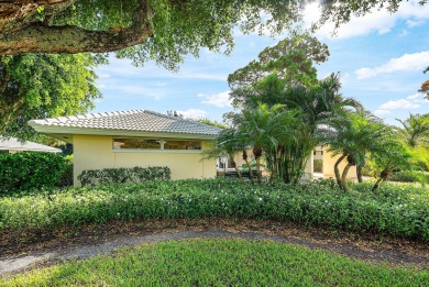 Inviting 3-Bedroom Home with Golf & Lake Views in beautiful on Quail Ridge Golf Course and Country Club in Florida - for sale on GolfHomes.com, golf home, golf lot