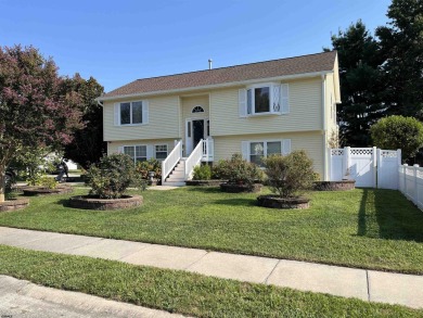 Welcome to 7 Golf Dr - A Charming Split-Level Home in a Prime on Mays Landing Golf and Country Club in New Jersey - for sale on GolfHomes.com, golf home, golf lot