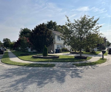 Welcome to 7 Golf Dr - A Charming Split-Level Home in a Prime on Mays Landing Golf and Country Club in New Jersey - for sale on GolfHomes.com, golf home, golf lot