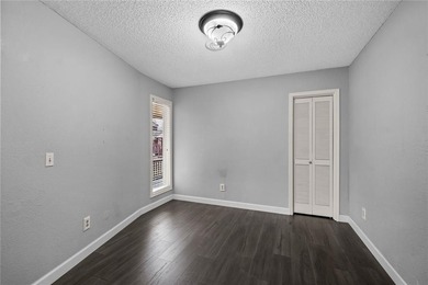 Welcome to 30 Melinda Lane! This beautifully updated and on Bella Vista - Metfield Golf Complex and Country Club in Arkansas - for sale on GolfHomes.com, golf home, golf lot