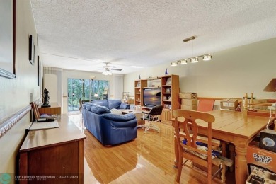 Great investment opportunitly !! This 2 bed /2 bath features on Flamingo Lakes Country Club in Florida - for sale on GolfHomes.com, golf home, golf lot