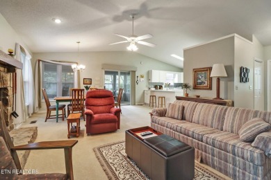 Lovely, well maintained golf front home offering 3 bedrooms & 2 on Heatherhurst Golf Course in Tennessee - for sale on GolfHomes.com, golf home, golf lot