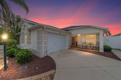 LOCATION, LOCATION, LOCATION! BOND PAID! TURN-KEY! GOLF & WATER on The Links of Spruce Creek in Florida - for sale on GolfHomes.com, golf home, golf lot