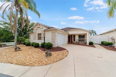 LOCATION, LOCATION, LOCATION! BOND PAID! TURN-KEY! GOLF & WATER on The Links of Spruce Creek in Florida - for sale on GolfHomes.com, golf home, golf lot