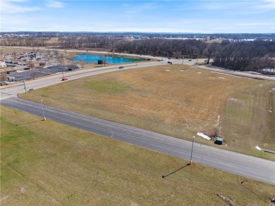 This prime +/- 4.14 acre parcel of developable land is on Siloam Spring Country Club in Arkansas - for sale on GolfHomes.com, golf home, golf lot