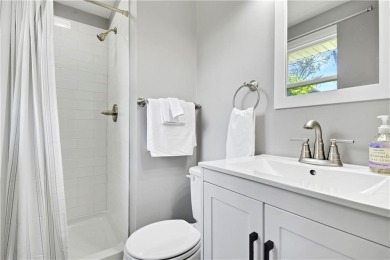 Welcome to this charming and updated 3-bedroom, 2-bathroom home on Minor Park Golf Course in Missouri - for sale on GolfHomes.com, golf home, golf lot