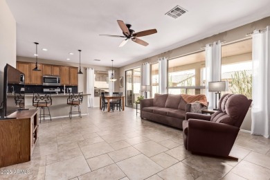 Beautifully updated Spyglass model with 2 Bed, 2 Bath + Den with on Oakwood Golf Club  in Arizona - for sale on GolfHomes.com, golf home, golf lot