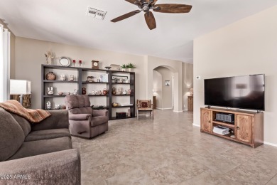 Beautifully updated Spyglass model with 2 Bed, 2 Bath + Den with on Oakwood Golf Club  in Arizona - for sale on GolfHomes.com, golf home, golf lot