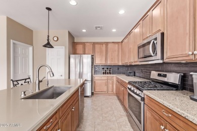 Beautifully updated Spyglass model with 2 Bed, 2 Bath + Den with on Oakwood Golf Club  in Arizona - for sale on GolfHomes.com, golf home, golf lot