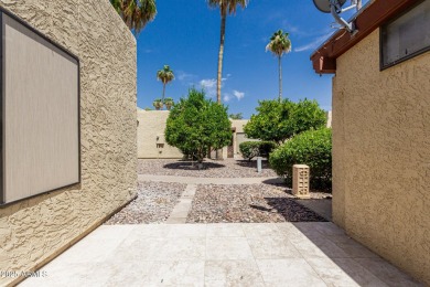 Fully remodeled single-level patio home in the desirable on Fountain of the Sun Country Club in Arizona - for sale on GolfHomes.com, golf home, golf lot