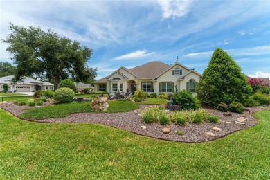 The first time offered for sale since new, this Sanibel premier on The Links of Spruce Creek in Florida - for sale on GolfHomes.com, golf home, golf lot