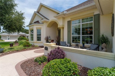 The first time offered for sale since new, this Sanibel premier on The Links of Spruce Creek in Florida - for sale on GolfHomes.com, golf home, golf lot