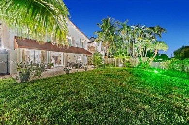 Live the Doral Park Country Club lifestyle in the beautiful on Jim McLean Signature Course in Florida - for sale on GolfHomes.com, golf home, golf lot