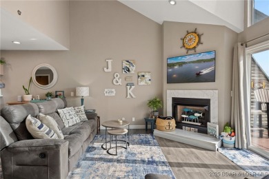 Complete package with this stylish 3-bed, 2-bath loft condo at on Lake Valley Country Club in Missouri - for sale on GolfHomes.com, golf home, golf lot