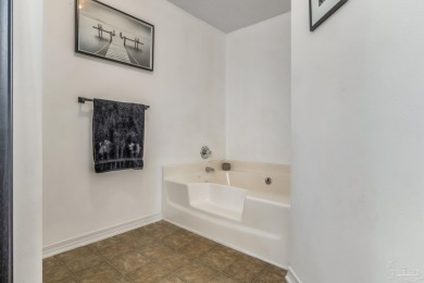 ***OPEN HOUSE*** 8/30 SATURDAY 10:00 - 12:00*** Welcome to your on Tiger Point Golf and Country Club in Florida - for sale on GolfHomes.com, golf home, golf lot