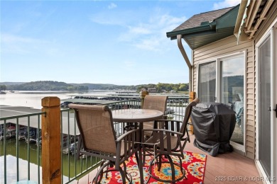 Complete package with this stylish 3-bed, 2-bath loft condo at on Lake Valley Country Club in Missouri - for sale on GolfHomes.com, golf home, golf lot
