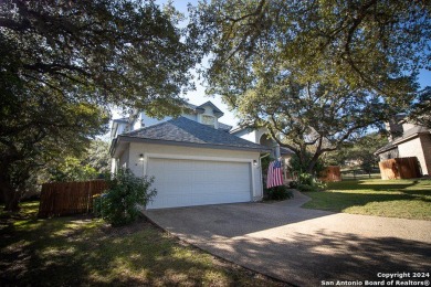 Wonderful family home on a culdesac in the Fairways of Fair Oaks on Fair Oaks Ranch Golf and Country Club in Texas - for sale on GolfHomes.com, golf home, golf lot