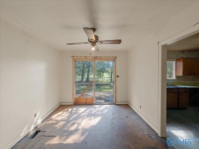 3 Bed/ 1.75 Bath fixer-upper located on a golf course 5 minutes on Huntsville Country Club in Alabama - for sale on GolfHomes.com, golf home, golf lot